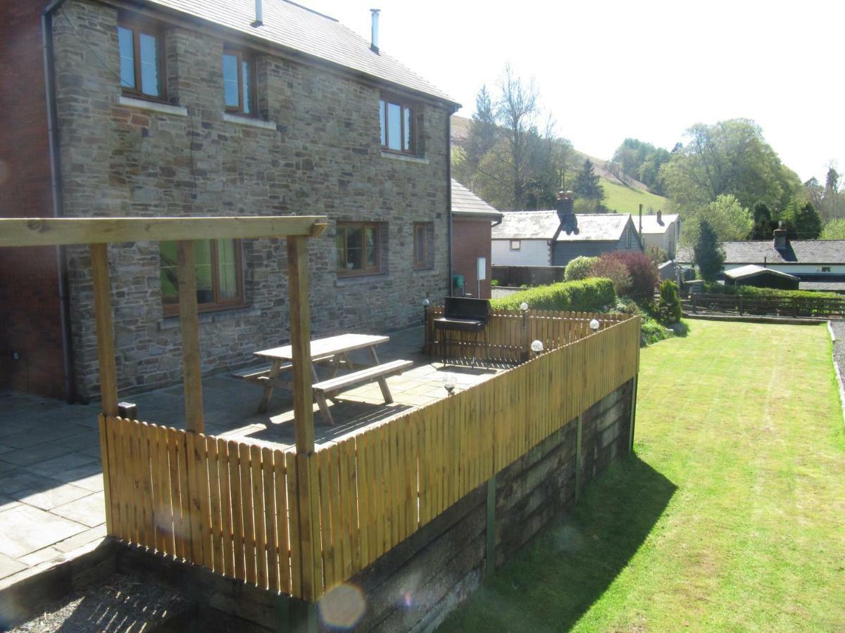 Nant-Y-Glyn Villa Llandrindod Wells Exterior foto
